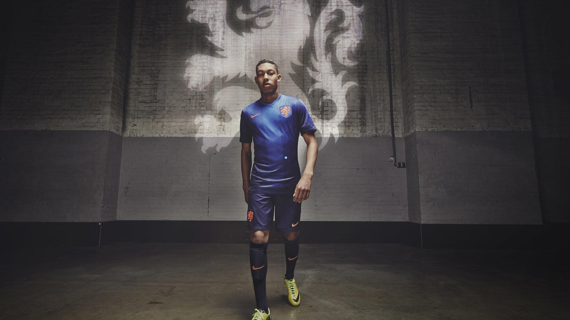 卫报独家披露，索尔斯克亚若重掌帅印，卡里克或成关键助教搭档