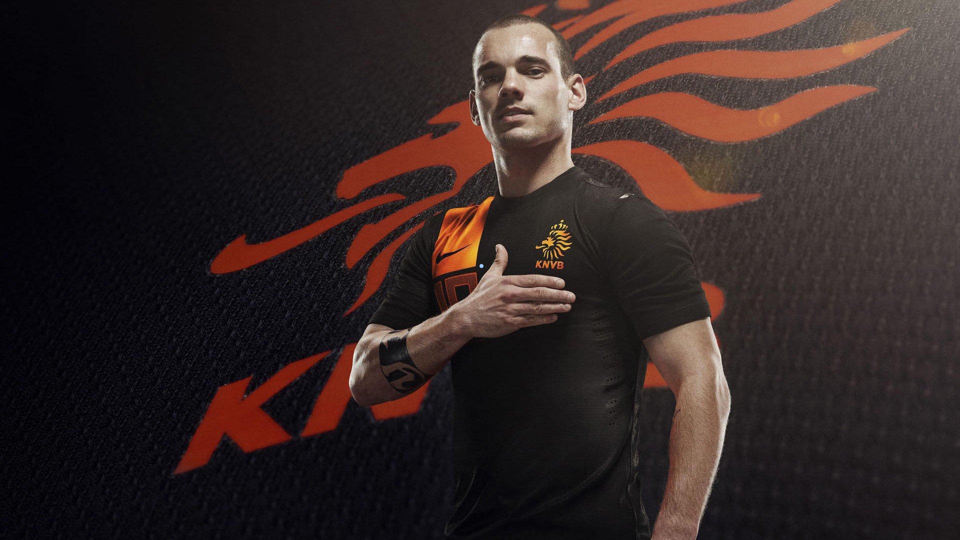 挪威世界杯战袍谍照流出，国旗十字架缀满传统纹饰