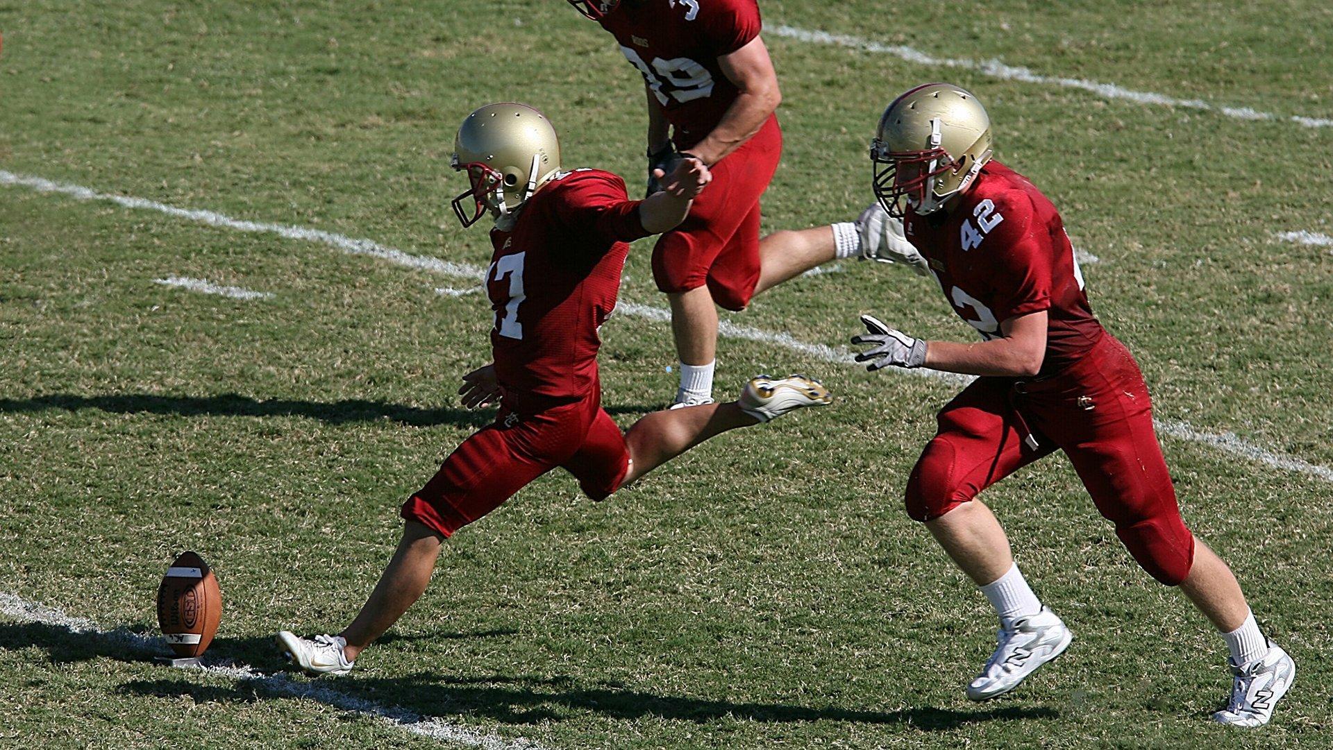 经典同步！贺炜徐阳激情呐喊漂亮点燃绿茵传奇时刻
